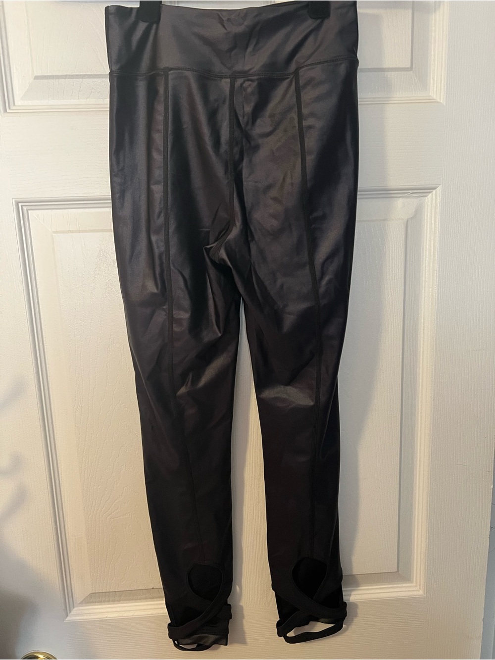 #104 Good American Black Stirrup Cutout Leggings Strappy Ankle Size 2 - Picture 4 of 6